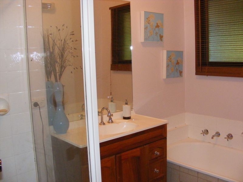 40 Johnsons Road, Barongarook VIC 3249