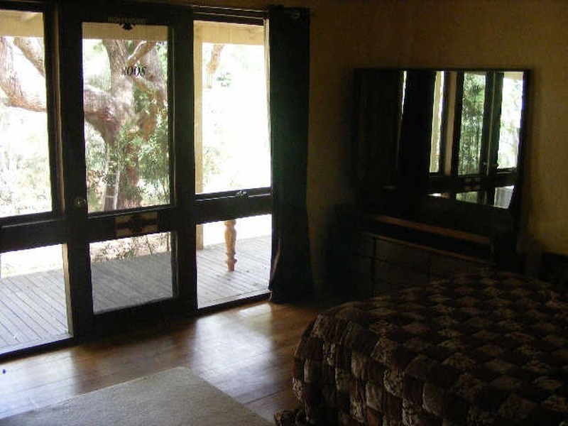 25 Barrys Road, Barongarook VIC 3249