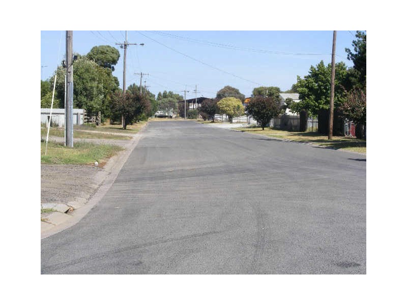 2 Douglas Street, Colac VIC 3250