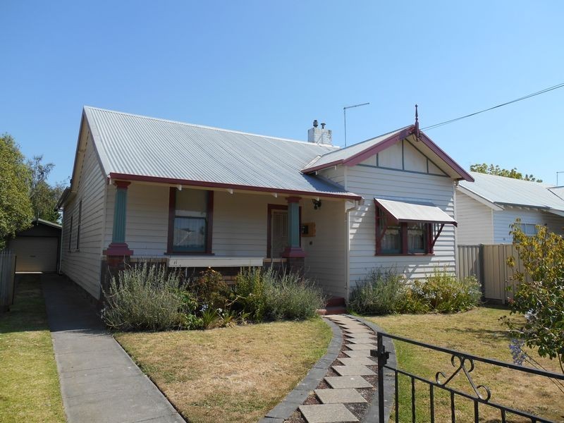 30 Ligar Street, Colac VIC 3250