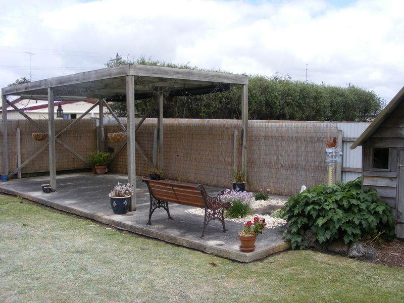 28 Marks Street, Colac VIC 3250