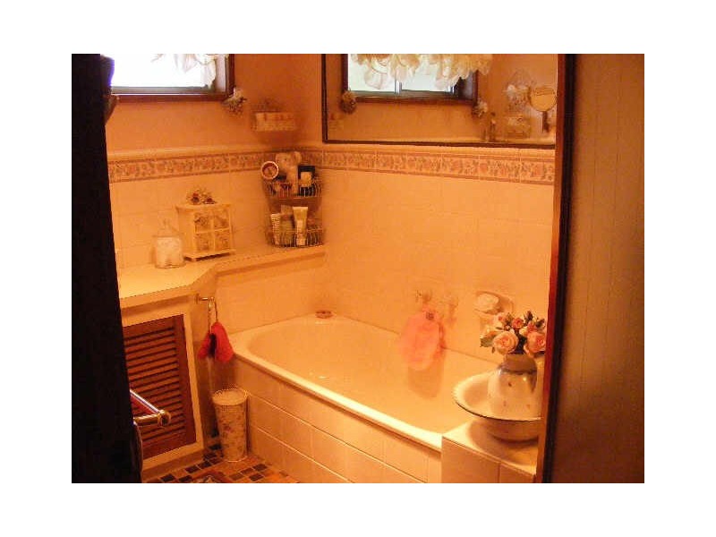 350 Irrewillipe Road, Elliminyt VIC 3250