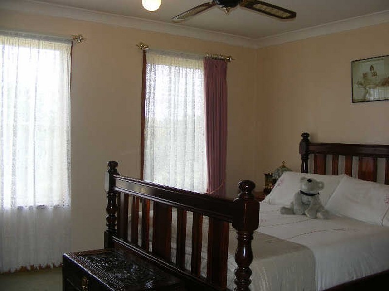 30 Mahoneys Road, Elliminyt VIC 3250