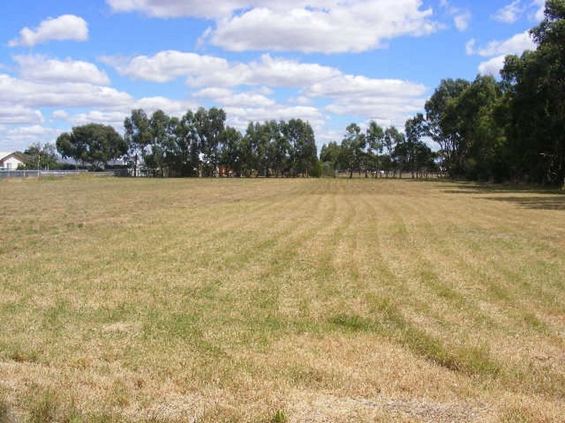 3/185 Main Street, Elliminyt VIC 3250