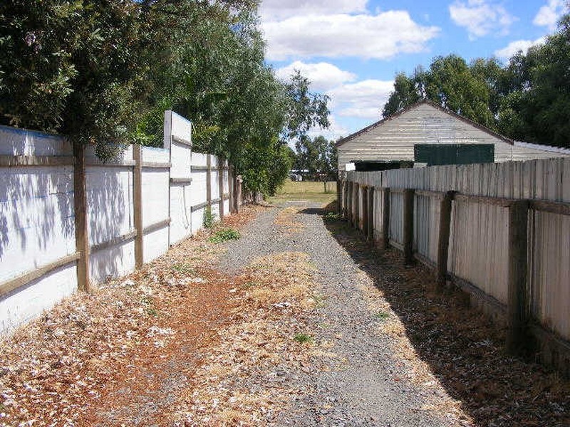 3/185 Main Street, Elliminyt VIC 3250