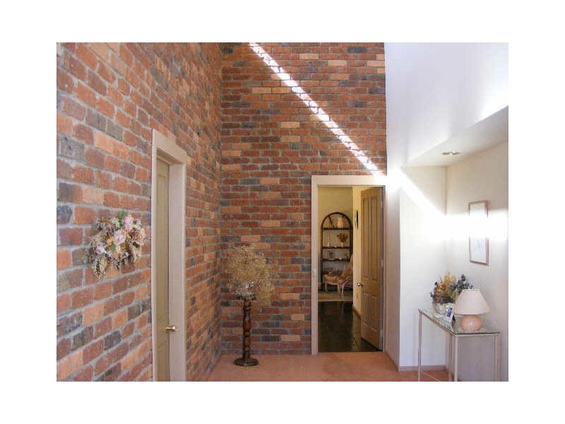 60 Balnagowan Avenue, Colac VIC 3250