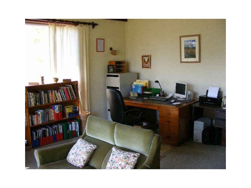 910 Carpendeit Road, Bungador VIC 3260