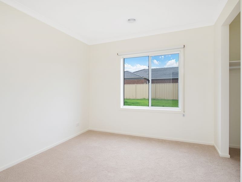 36 Ballagh Street, Elliminyt VIC 3250