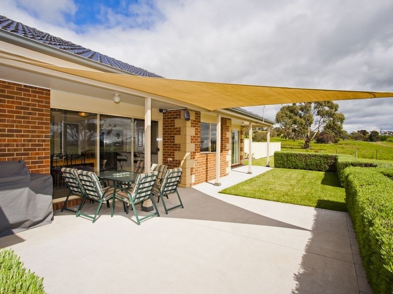 25 Roseneath Road, Warncoort VIC 3243