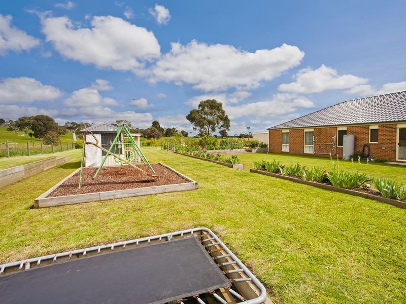 25 Roseneath Road, Warncoort VIC 3243
