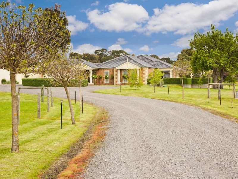 25 Roseneath Road, Warncoort VIC 3243