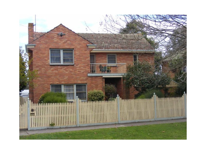 17 Grant Street, Colac VIC 3250