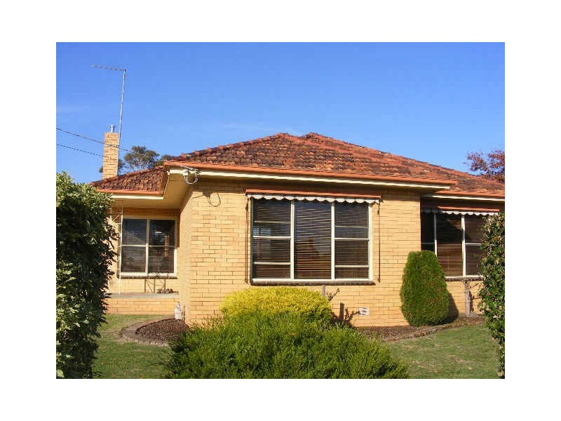 64 Hart Street, Colac VIC 3250