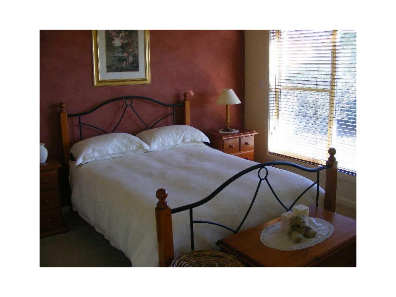 64 Hart Street, Colac VIC 3250