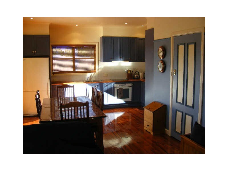 64 Hart Street, Colac VIC 3250