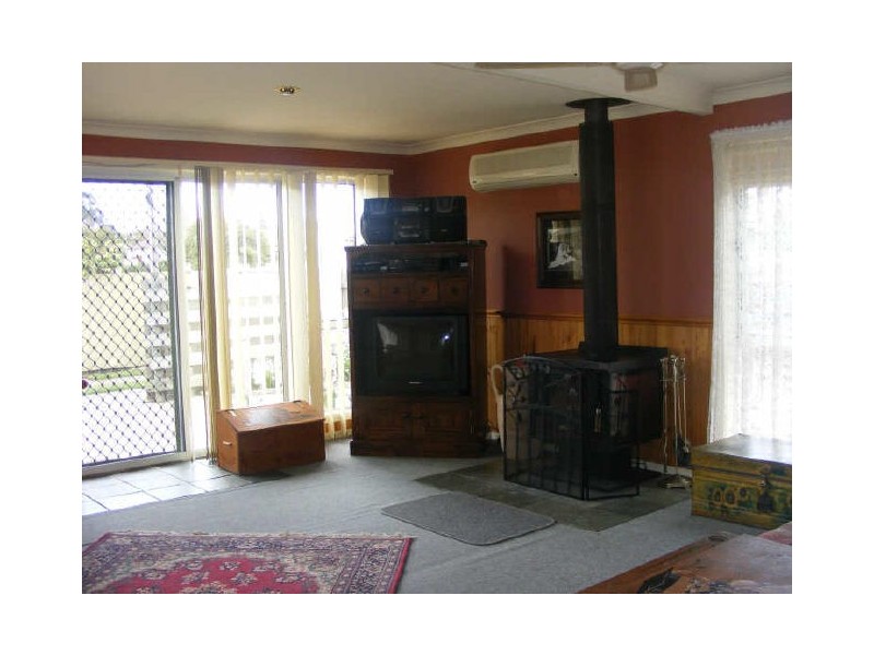 54 Sinclair Street, Colac VIC 3250