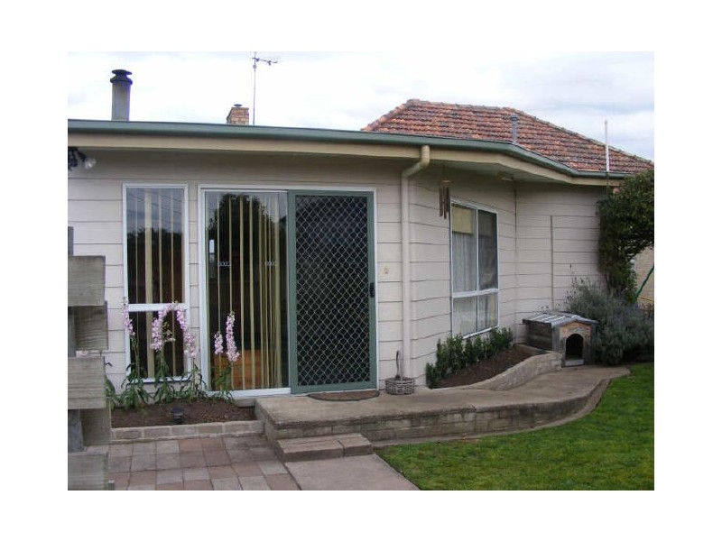 54 Sinclair Street, Colac VIC 3250