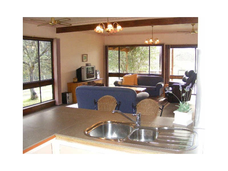 70 Nightingales Road, Kawarren VIC 3249