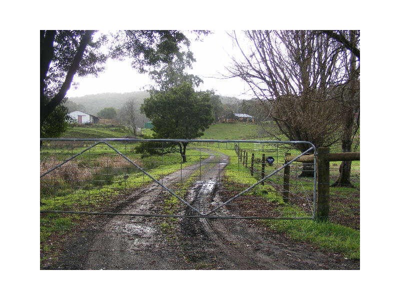 70 Nightingales Road, Kawarren VIC 3249