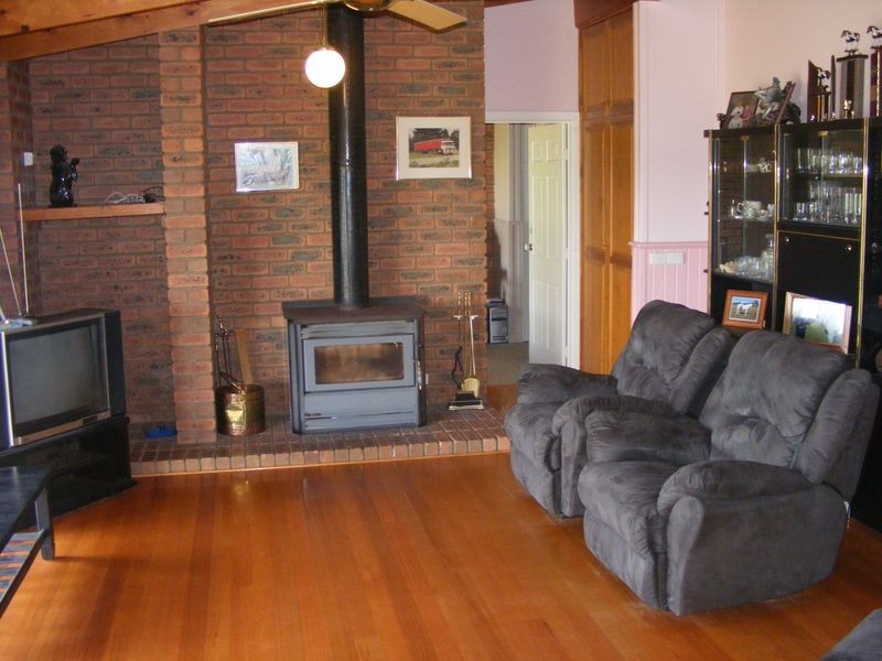 585 Eurack Road, Eurack VIC 3251