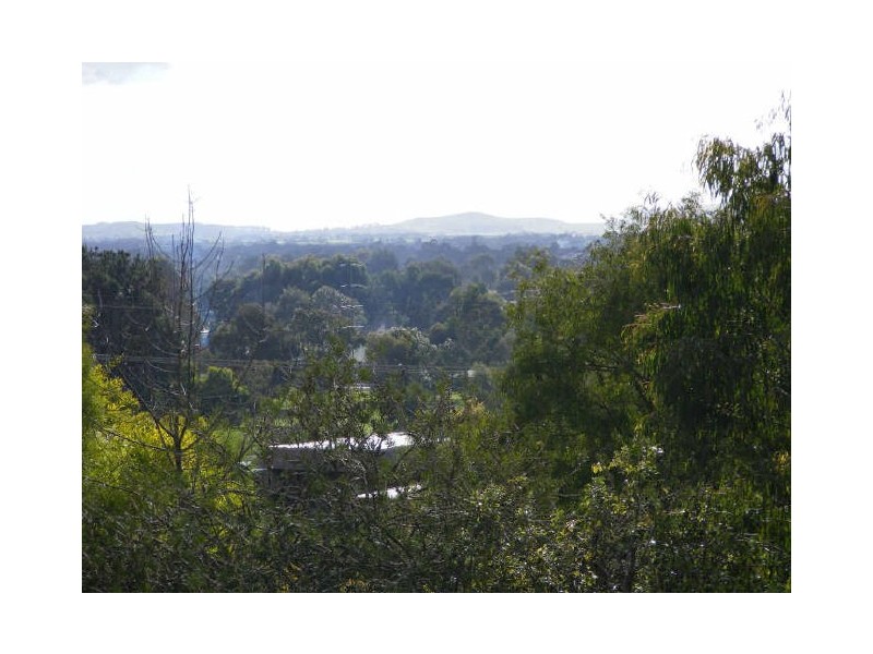 48 Tulloh Street, Elliminyt VIC 3250