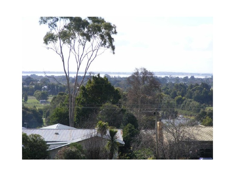 48 Tulloh Street, Elliminyt VIC 3250