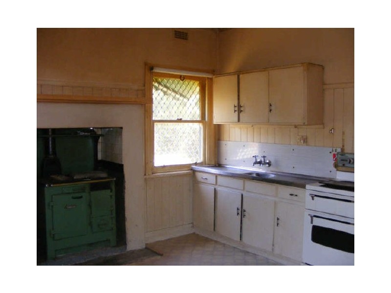 14 Gravesend Street, Colac VIC 3250