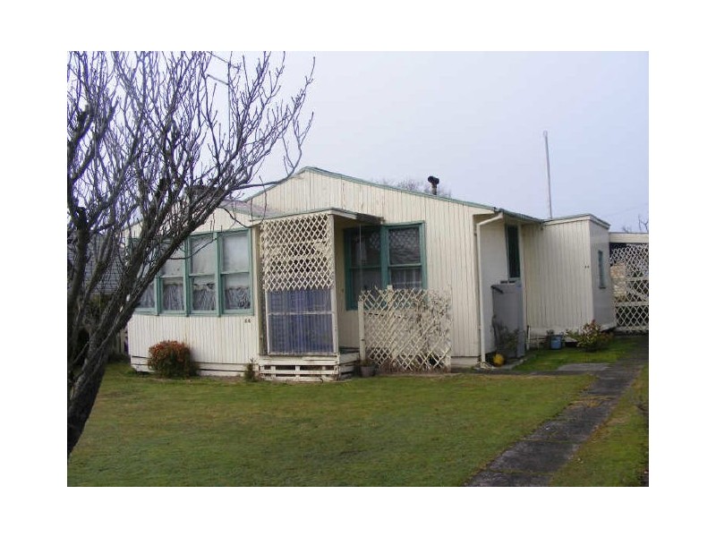 44 Rae Street, Colac VIC 3250
