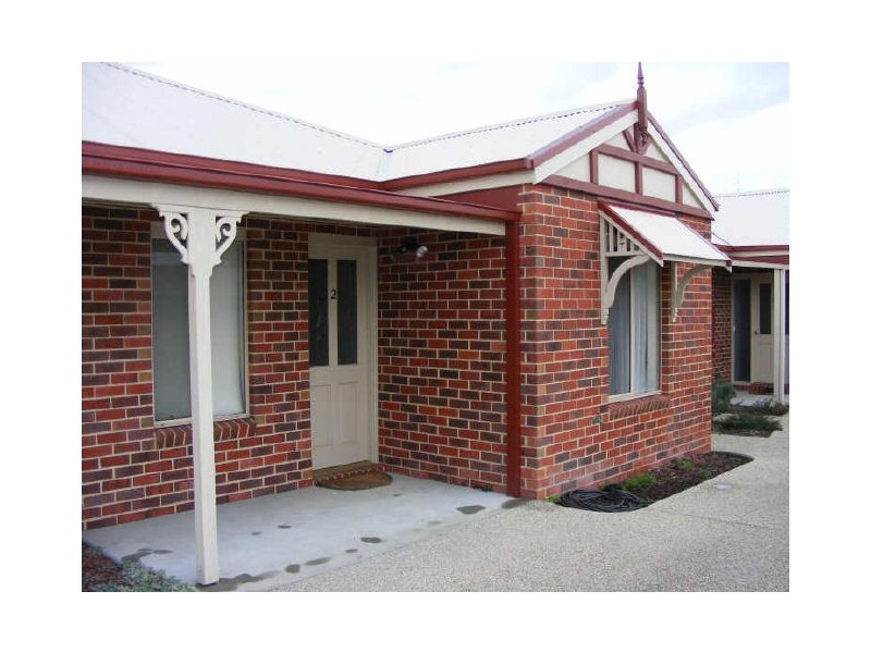 2/26 Hewitt Street, Colac VIC 3250