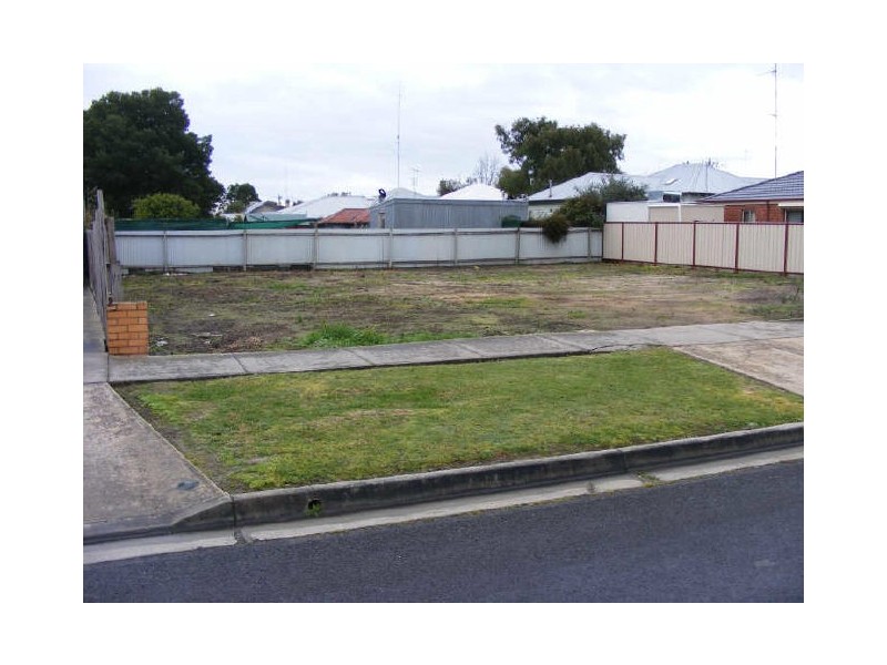 17 Farrington Street, Colac VIC 3250