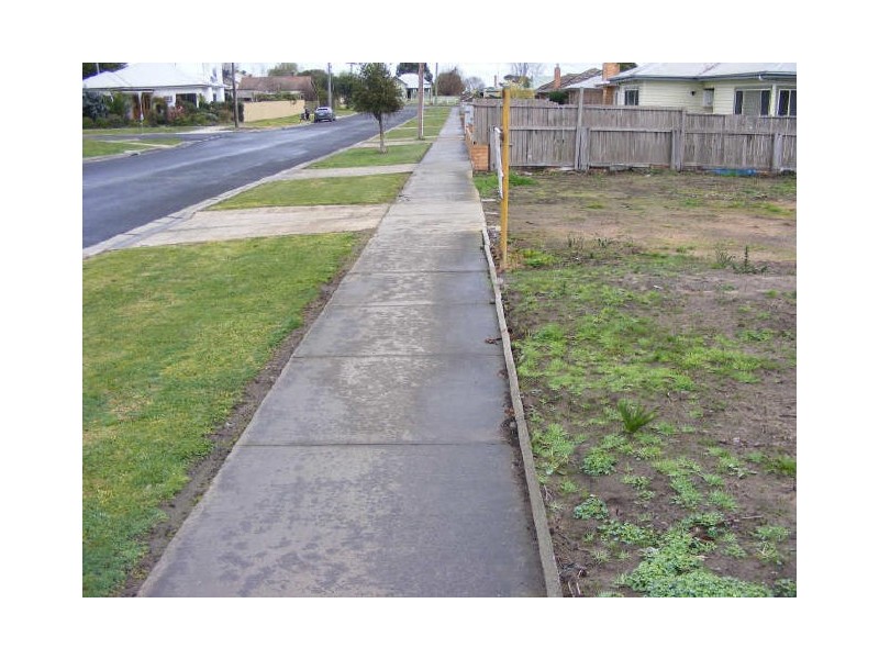 17 Farrington Street, Colac VIC 3250