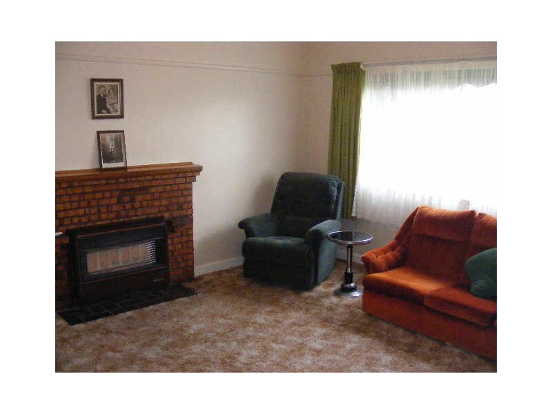 10 Ulverstone Street, Colac VIC 3250