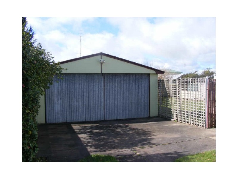 6 Archer Street, Colac VIC 3250