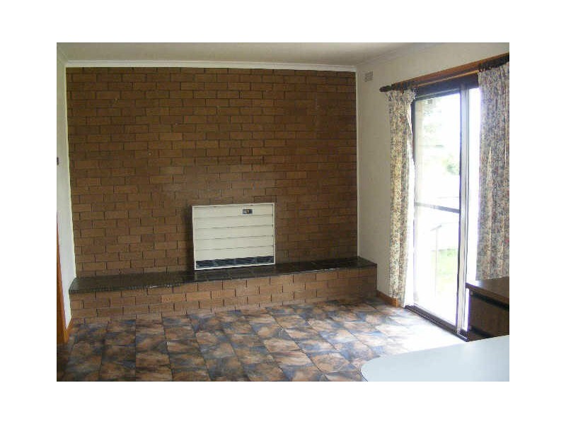 16 Campbell Street, Colac VIC 3250