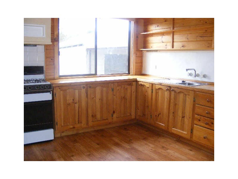 182 Queen Street, Colac VIC 3250