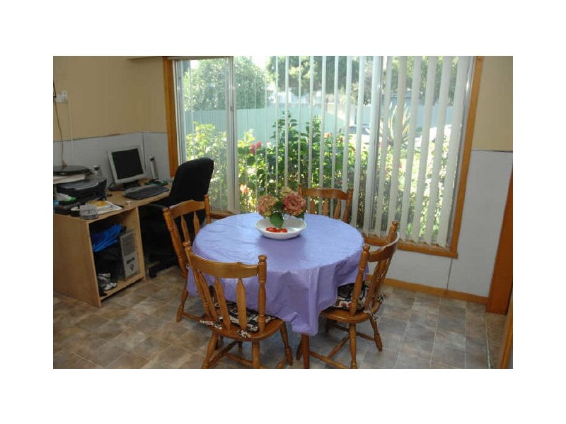 3 Robertson Street, Colac VIC 3250