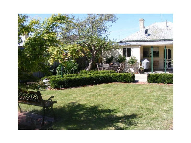 15 Gellibrand Street, Colac VIC 3250