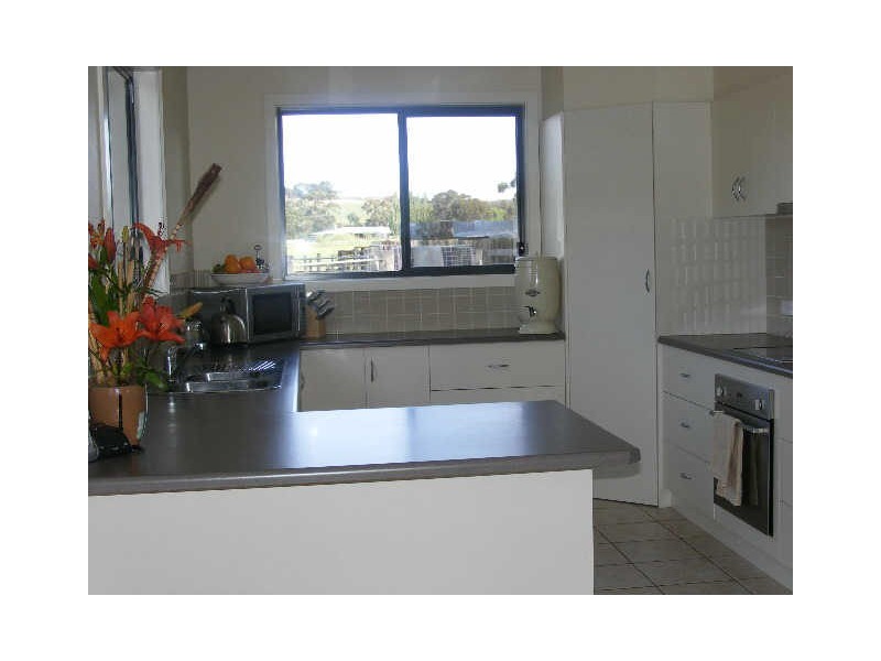 19 Egan Street, Elliminyt VIC 3250