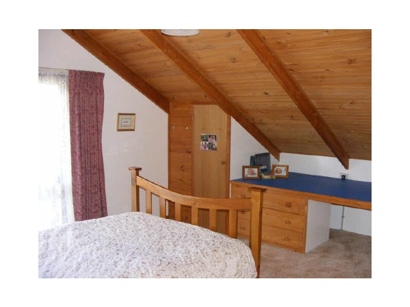 13 Ballagh Street, Elliminyt VIC 3250