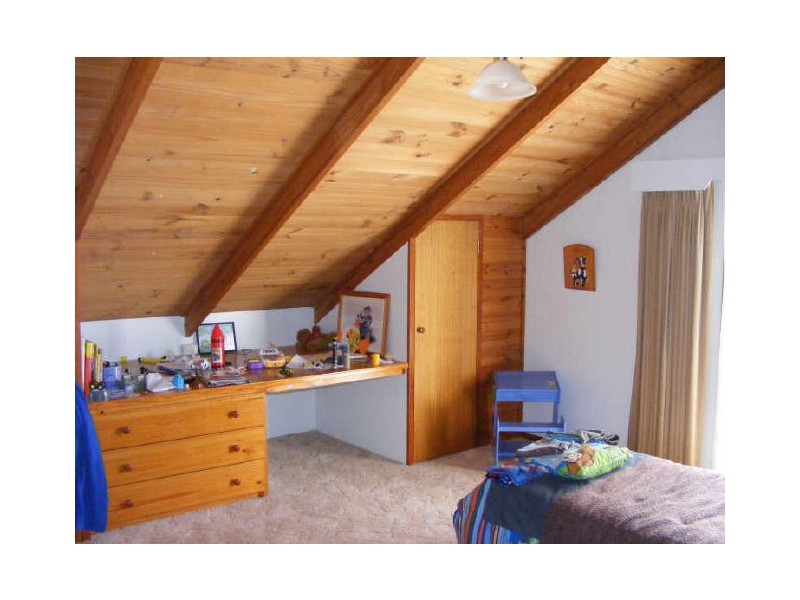 13 Ballagh Street, Elliminyt VIC 3250