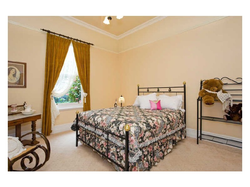 64 Jennings Street, Colac VIC 3250