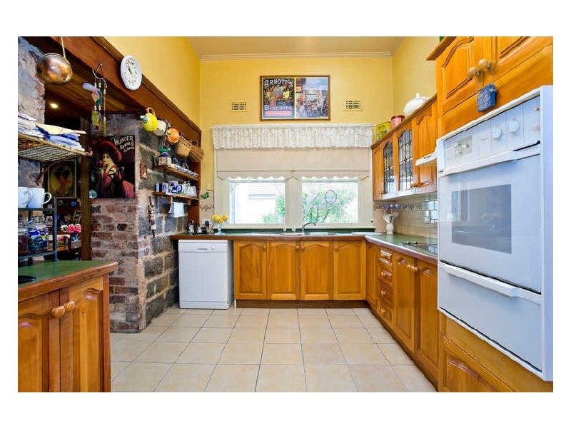 64 Jennings Street, Colac VIC 3250