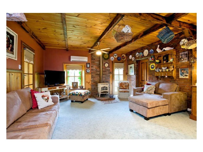 64 Jennings Street, Colac VIC 3250