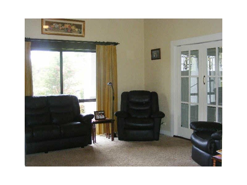 17 Forbes Street, Colac VIC 3250