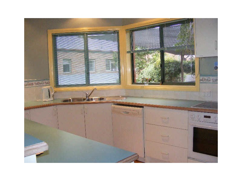 32 Balnagowan Avenue, Colac VIC 3250
