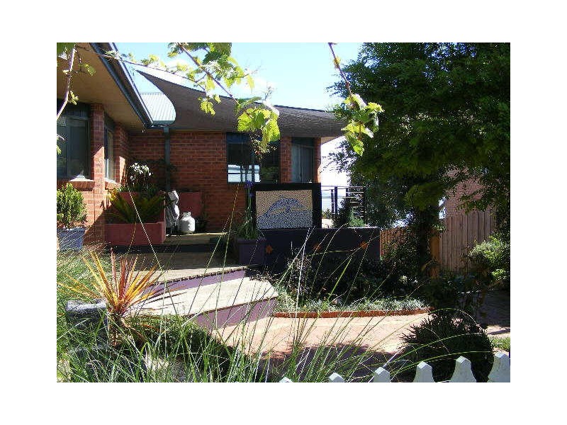 32 Balnagowan Avenue, Colac VIC 3250