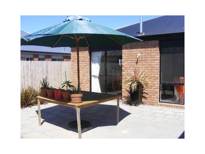 17 Kettle Street, Colac VIC 3250