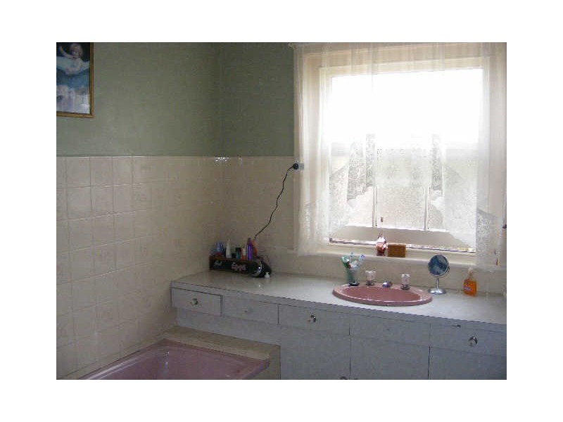 35 Church Street, Colac VIC 3250