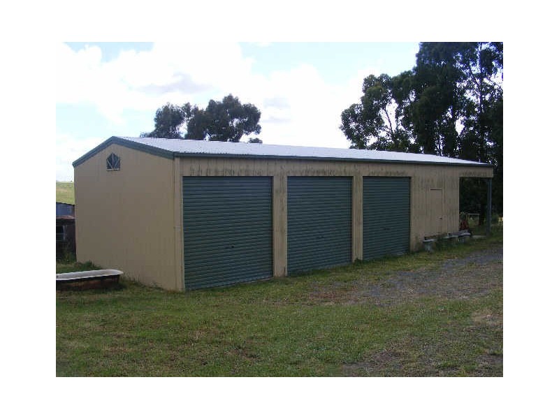 185 Shorts Road, Elliminyt VIC 3250