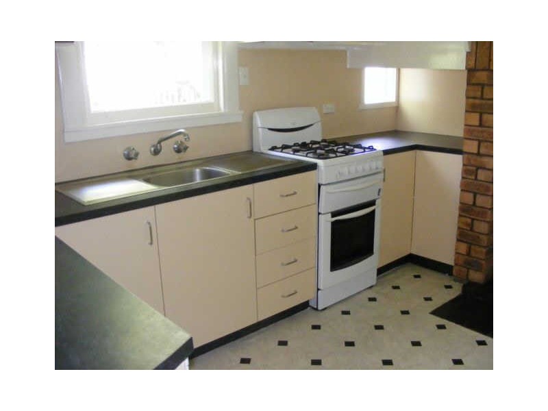 11 Gravesend Street, Colac VIC 3250